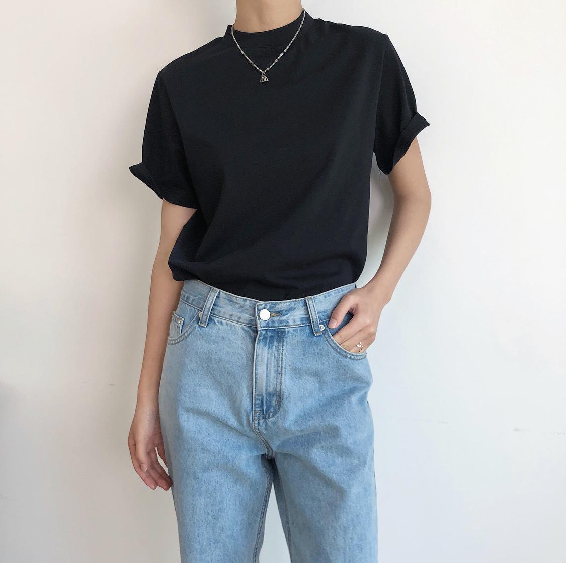 

Women s Retro Fashion Round Neck Short-Sleeve Slim T-Shirt - Casual & Comfortable