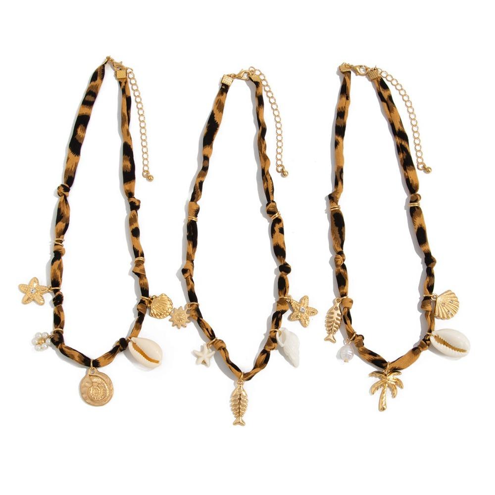 

Acrylic Cotton Conch Pendant Necklace Leopard Print Imitation Pearl Necklace Boho Style золотой