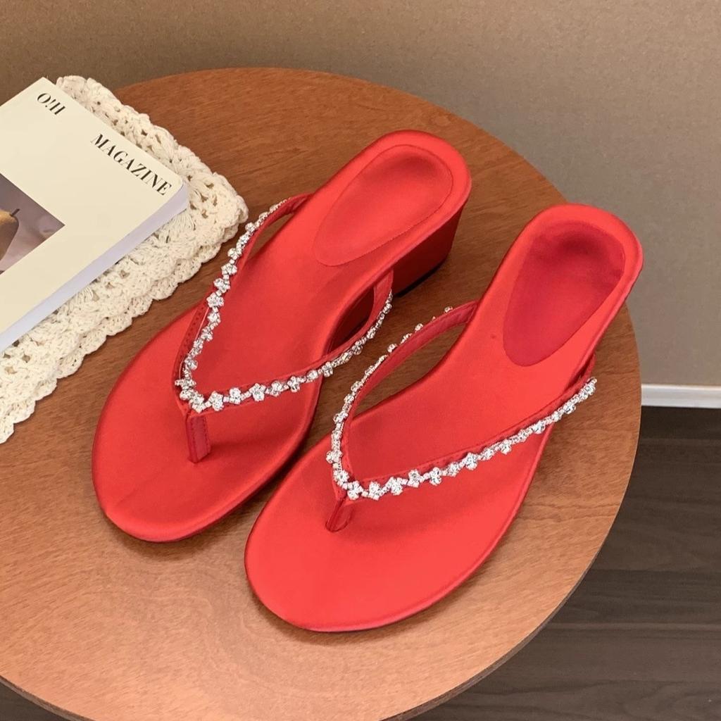 Keilabsatz High Heel Zehensteg-Sandalen Feenschuhe tragen 2025 Sommer Strass Französisch Silber Sandalen