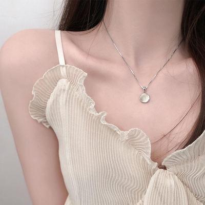 2022 Weißer Chalcedon Halskette - Elegantes Nischendesign, Hochwertige Feenkette für Damen & Studentinnen