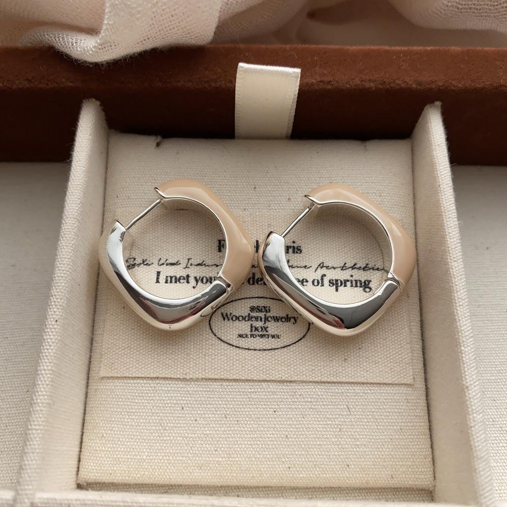 Irregular Ring Enamel Stud Earrings, Natural Light Luxury, High Sense, Fashionable Elegance and Luxury, New Autumn and Winter Earrings