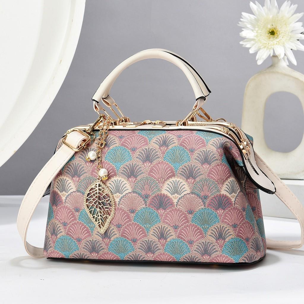 Trendy Colorful Crossbody Mini Square Bag For Women Perfect For Everyday Use