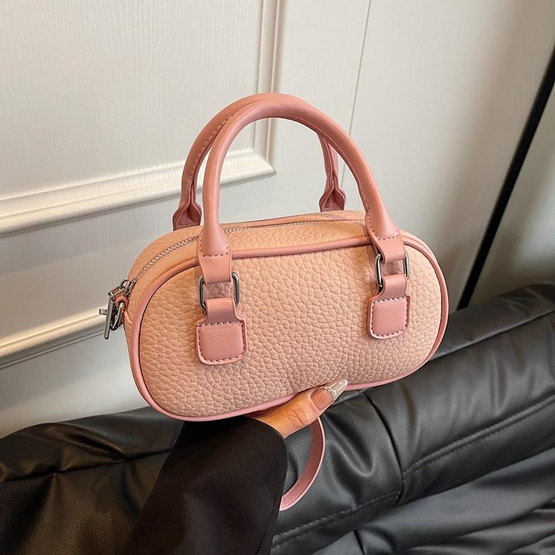 Niche Portable Bowling Bag Women's 2025 Summer New Fashion Texture Shell Bag Versatile Shoulder Messenger Bag