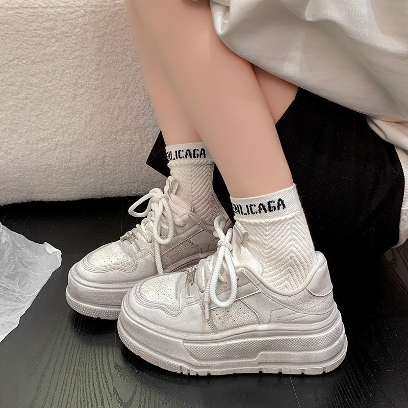 Little White Shoes Women's New Spring Thick-soled Velvet Warm Fluffy Old, Not Tired Feet Dirty Shoes