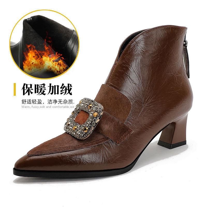 

Ретро ботильоны с V-образным вырезом и толстым каблуком, осенне-зимние новые кожаные ботильоны из конского волоса с острым носком и квадратной пряжкой со стразами 39