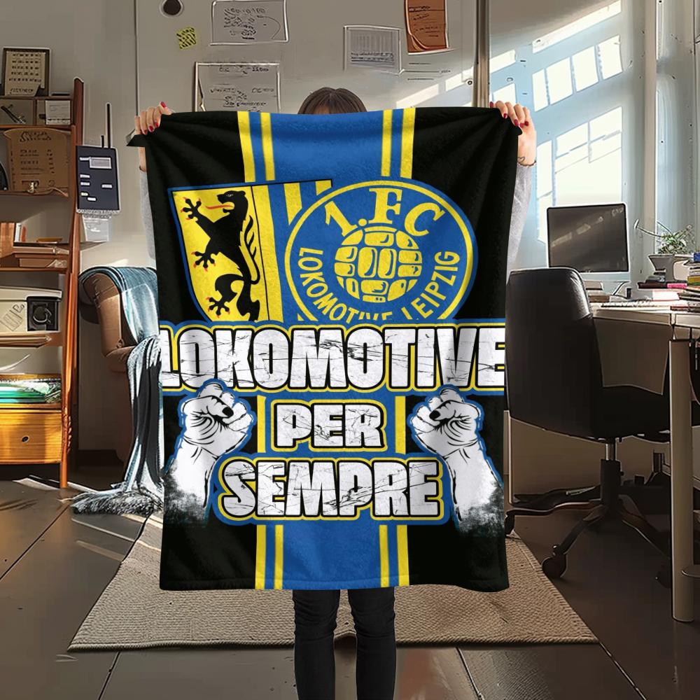 Koc flanelowy z nadrukiem Lokomotive Leipzig, Wysoka jakość, Wygodny na wszystkie pory roku, Wystrój domu, Ciepło i komfort, Idealny na prezenty świąteczne71