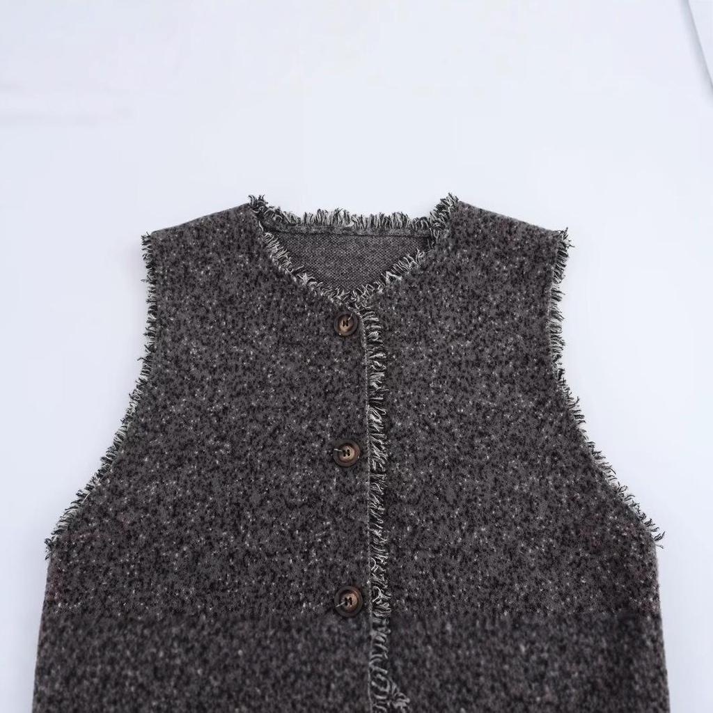 2025 Spring Women's Tassel Sesame Dot Knitted Vest - European & American Style, Single-Breasted with Pockets