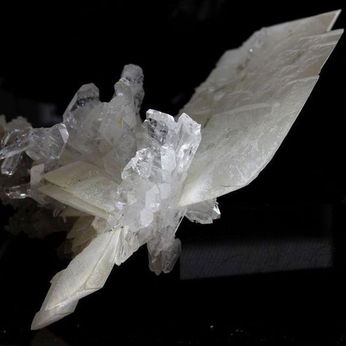 Calcite + Quartz peigne 265.4 carats