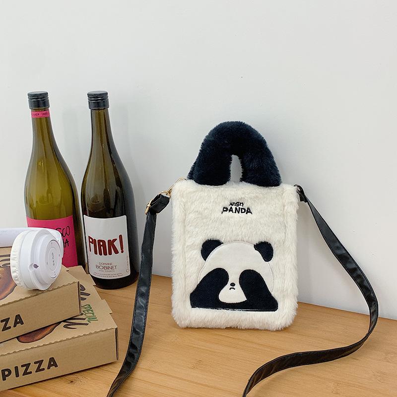 

Милая сумка-квадрат Мао Мао, маленькая, женская, 2025, новый нишевый тренд, плюшевая сумка премиум-текстуры, сумка-мессенджер one size fits all белый