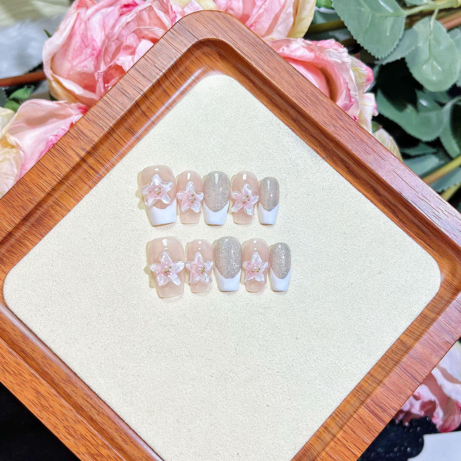 

Handcrafted French Water Ice Carved False Nails – Fresh Manicure Patches for a Sweet Cool Girl Extra Small