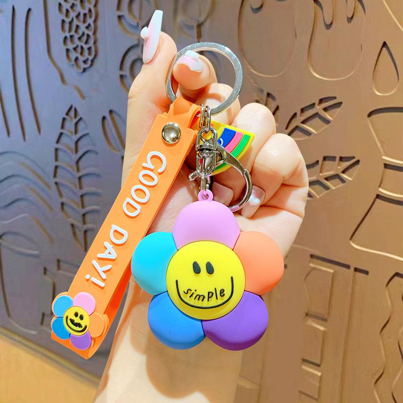 Smile Simple Sunflower Cartoon Cute Keychain Pendant Creative Girl Heart Key Chain Schoolbag Pendant opp bag packaging
