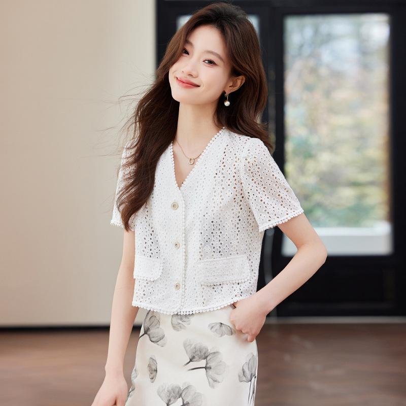 

Chic French-Style Lace Two-Piece Skirt Set for Women XXL