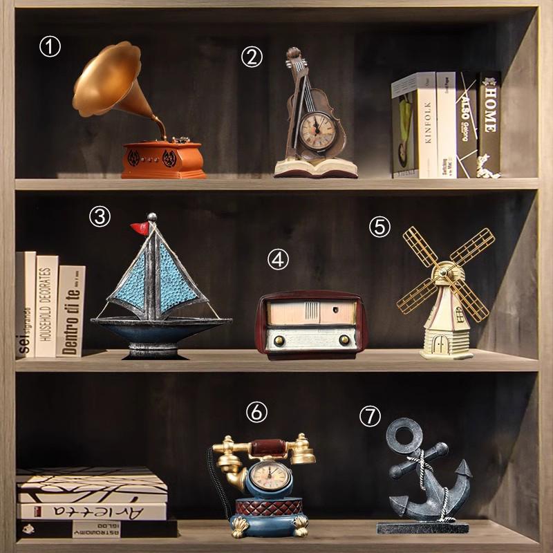 European-Style Table Clock with Violin-Shaped Ornament,Decorative Art Piece for Living Room,Office Desk,and Wine Cabinet