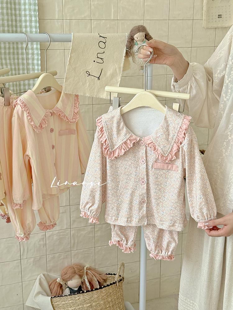 Mori Style Girl's Pajamas: Early Autumn 2025 Lace Peter Pan Collar Set