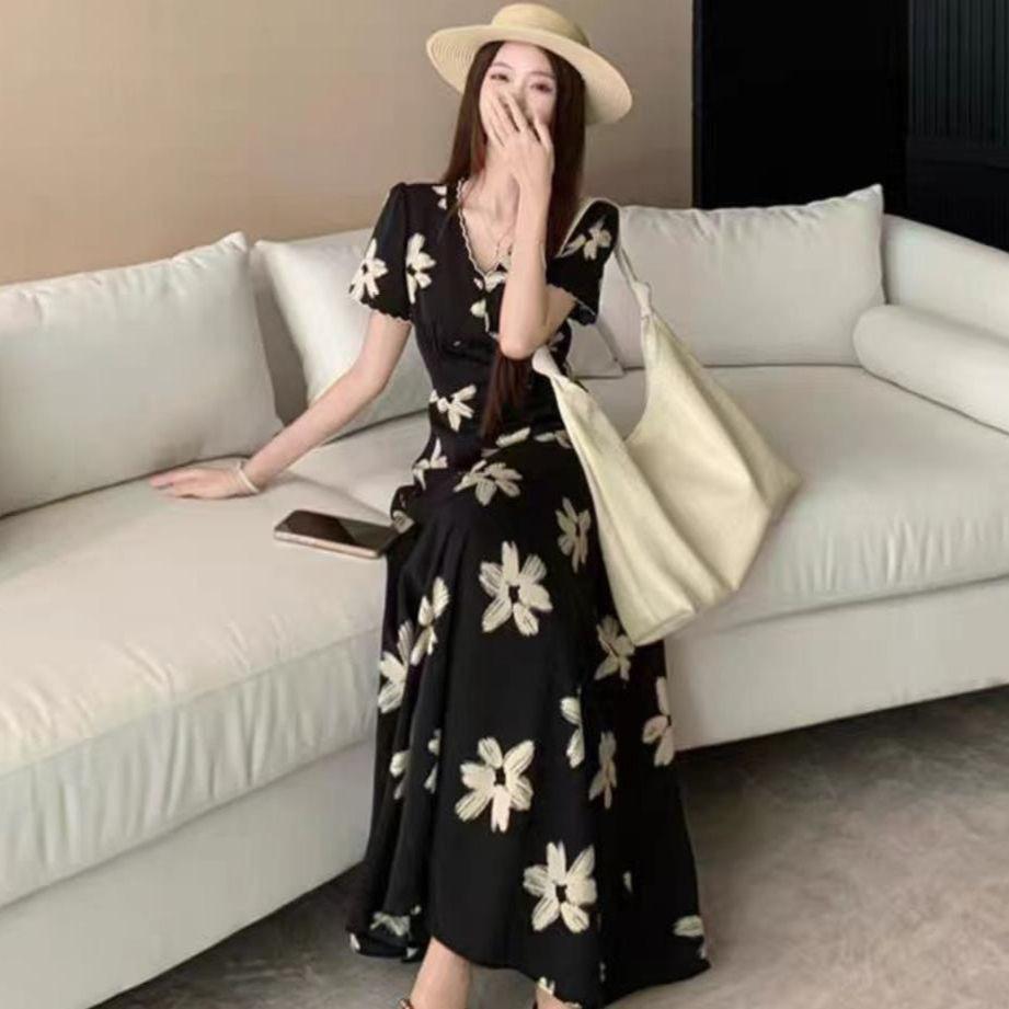French temperament large size summer V-neck printed dress women's long waist thin high waist cover stomach A long dress