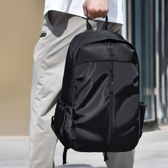 14-inch Laptop Backpack Waterproof Travel Backpack with USB Port And Luggage Strap Casual Daypack for Hiking Climbing Mountaineering Outdoors