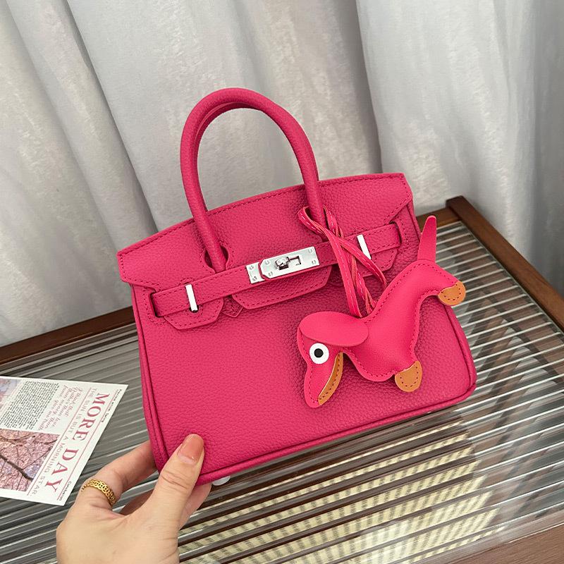 

Сумка-мессенджер с рисунком личи премиум-класса, вместительная, женская, платиновая, новинка 2025 года