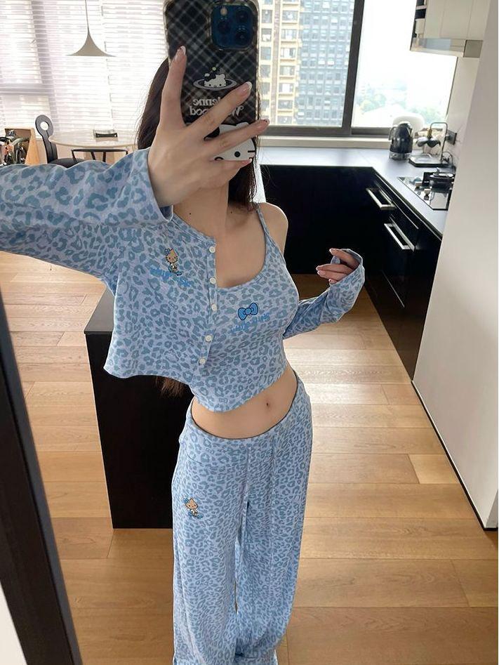 

Leopard Print Lounge Set: Camisole, Long-Sleeve Cardigan, & Flowy Pants Medium