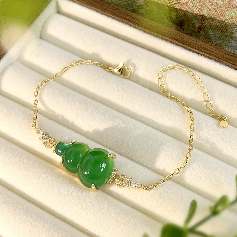 Jewelry Bracelet Chalcedony Gourd Safety Buckle Leaf Bracelet Light Luxury High Sense New Chinese Women