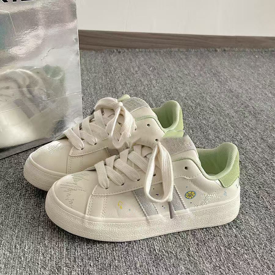 

Оригинальная женская обувь ins модная универсальная нишевая обувь для доски 2025 года новая корейская повседневная обувь на плоской подошве белого цвета 40 зелёный