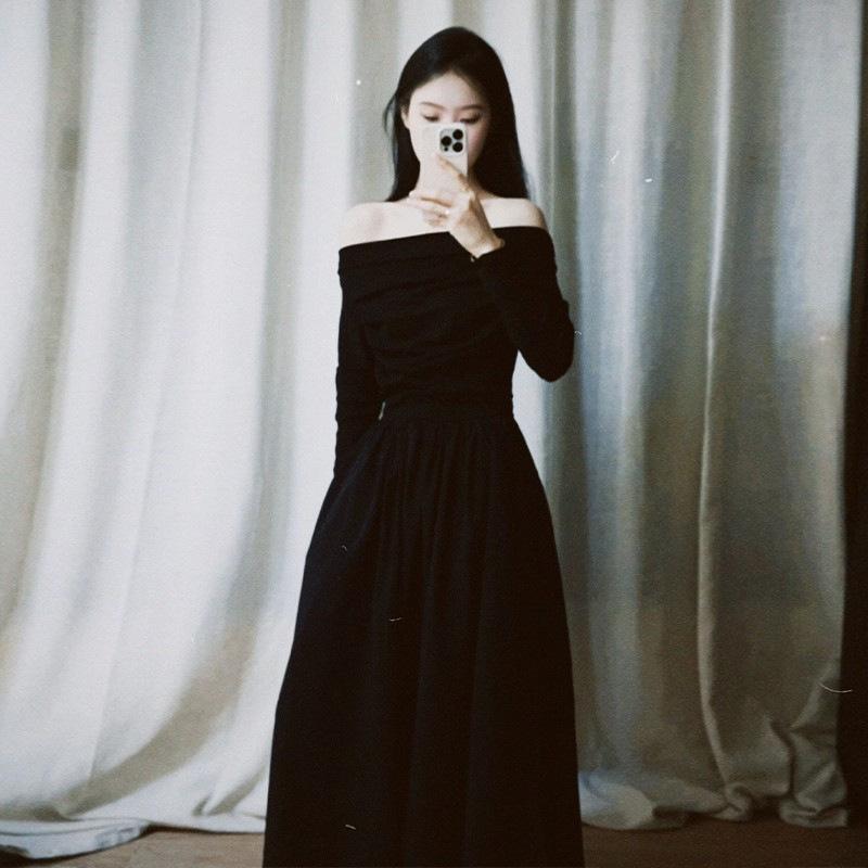 One-word shoulder long-sleeved dress for women s new waist temperament Hepburn style French long dress S чёрный