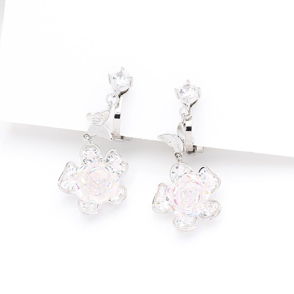 Japan and South Korea new products sweet white flower earrings gold and silver two-color stone inlaid simple and versatile ear clips without ear p