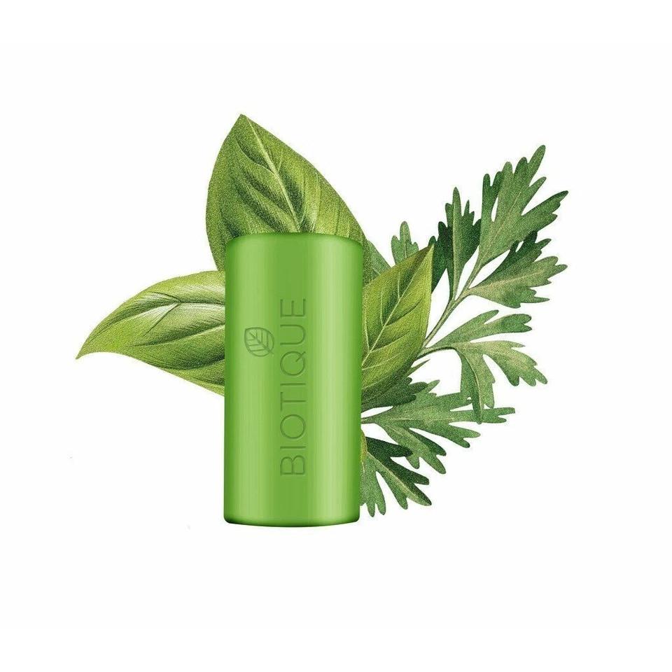 Biotique Bio Basilikum und Petersilie Revitalisierende Körperseife 150 g (Packung mit 6)