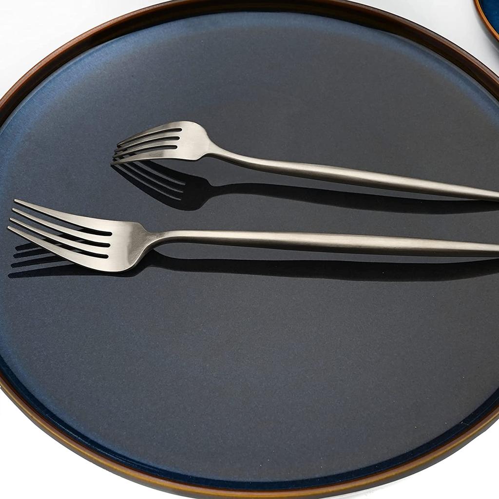 JANKNG 5 bucăți Vesălă din aur mat, greu, set de argintărie din oțel inoxidabil 304 Seturi de tacâmuri Ustensile de bucătărie Tacâmuri Set de tacâmuri