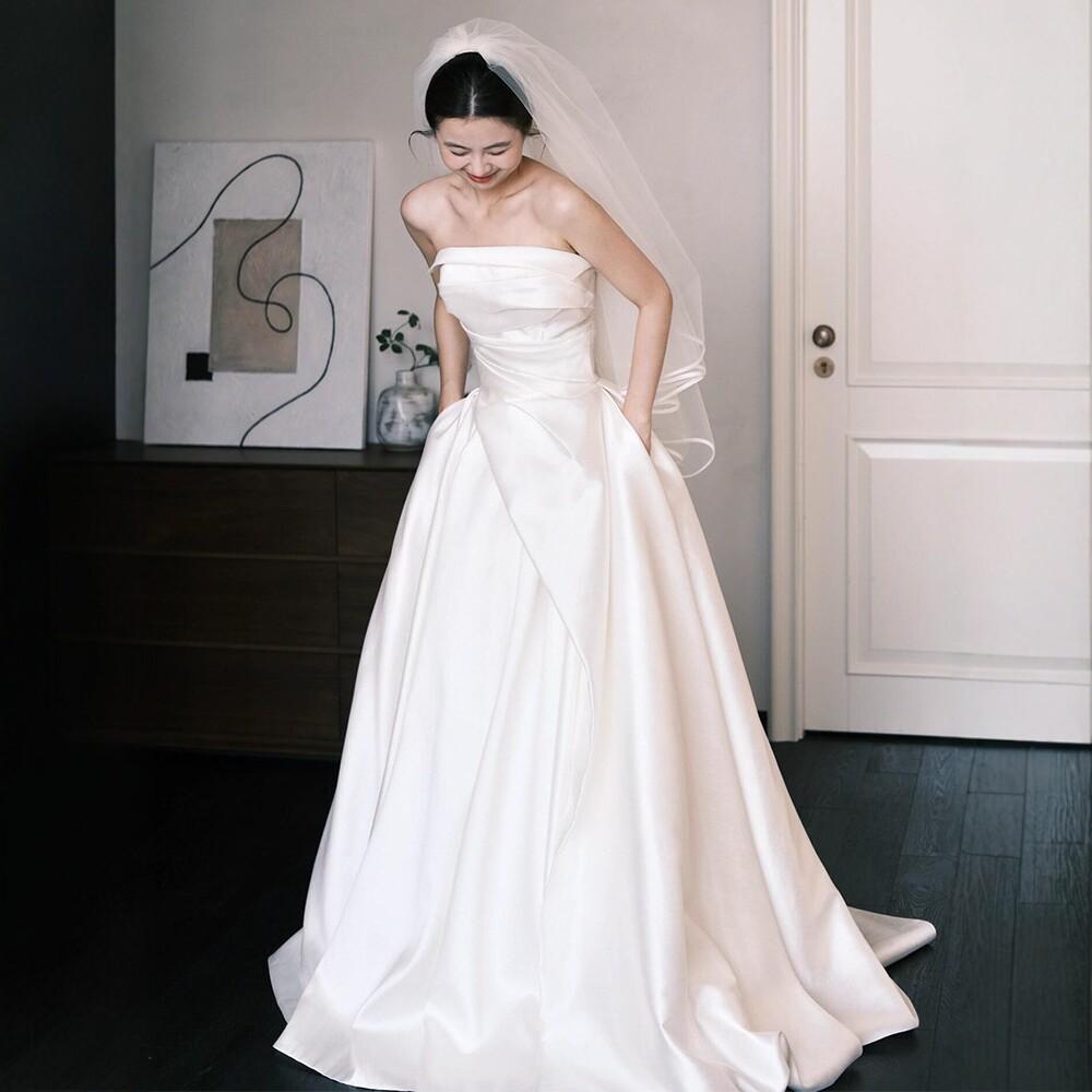 French Satin Tube Top Light Wedding Dress Bridal Simple High-end Sensual Mori Going Out Dress White Small Trailing Welcome Dress