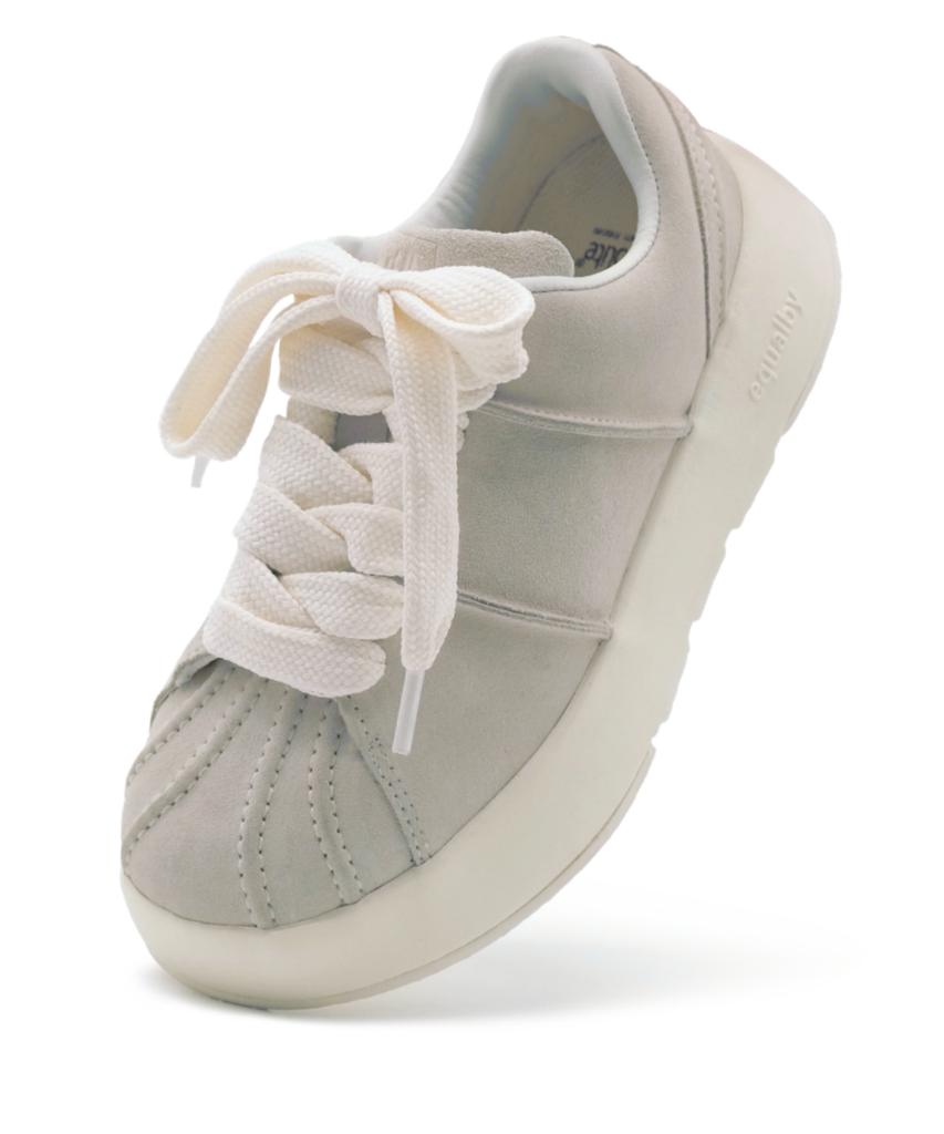 Equalby Madeleine / Ivory