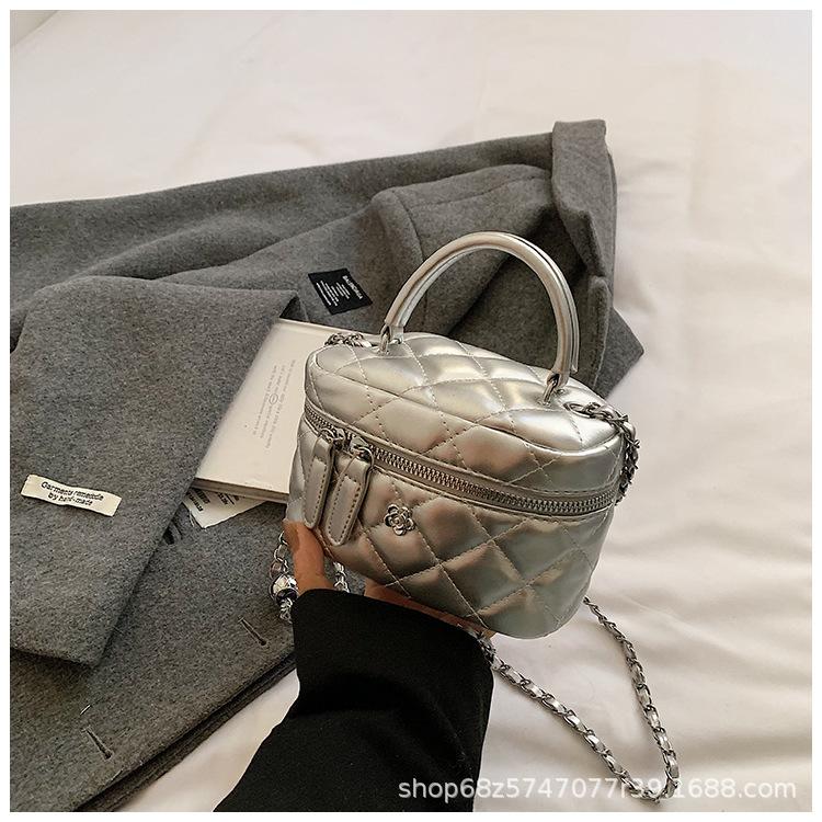 Lingge Chain Bag Women's 2025 New Niche Square Box Bag Crossbody Bag High-end Solid Color Portable Bucket Bag