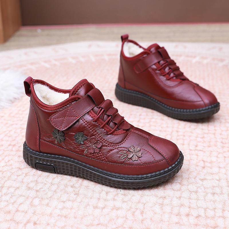 Cotton shoes women's new winter old Beijing wool velvet thickened soft sole non-slip mother shoes medium and old cotton boots