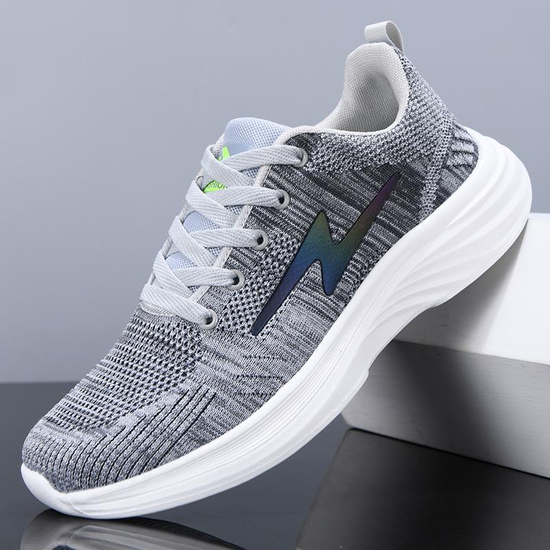 

Men s shoes autumn new versatile flying woven breathable running sneakers EVA comfortable soft sole lightweight men s casual shoes 44 сірий колір