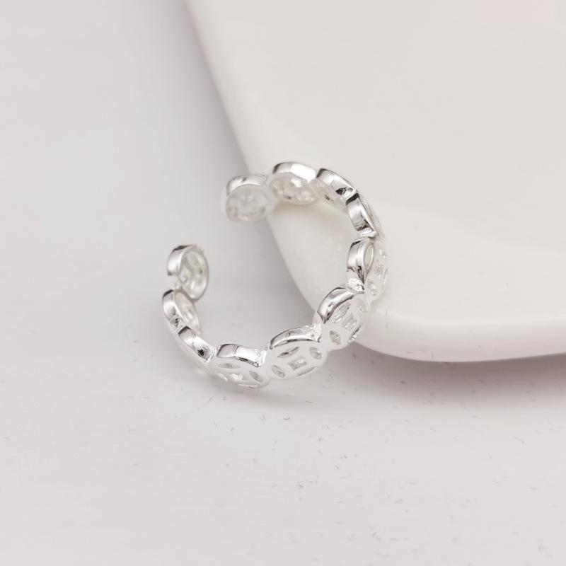 

Mi Duoduo Простое Модное Кольцо-Монета: Трендовый полый аксессуар на год Бэнмин