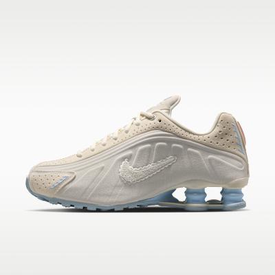 

Nike Shox R4 SE Бледно-слоновая кость Целестинский синий (Женский) 36.5
