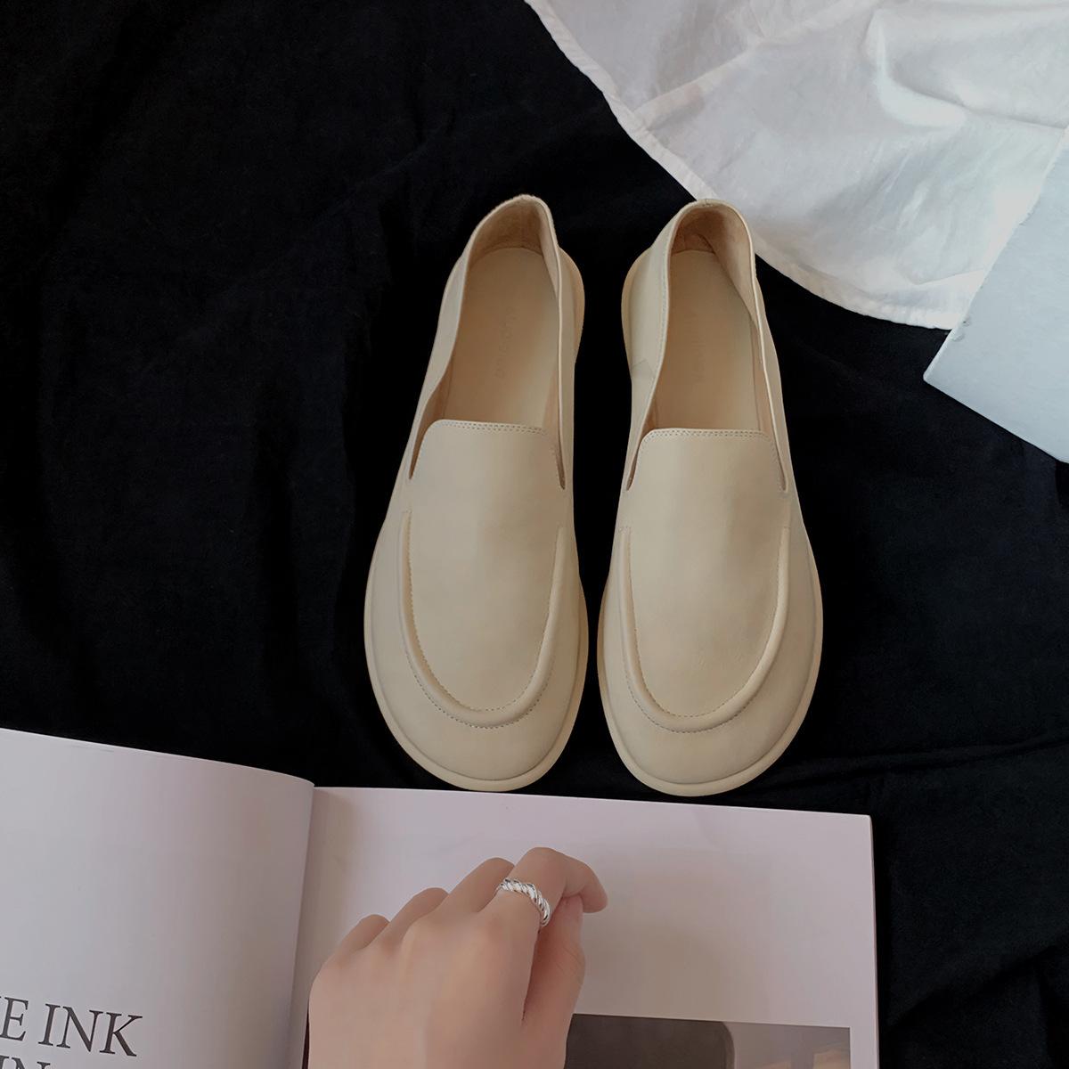 

Sheepskin version of grape mother, the same cloud single shoes, round head, foot wrapping, soft waxy and versatile loafers, women s small leather shoe 40