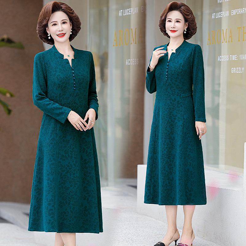 Mámino středně dlouhé plus size šaty s fleecovou podšívkou na jaro a podzim - Zeštíhlující střih pro dámy středního věku a starší