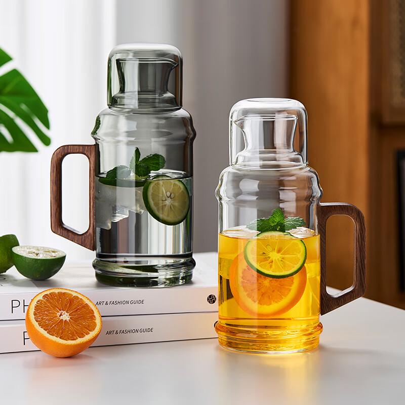 Mesini Borosilicate Glass Pitcher with Wooden Handle