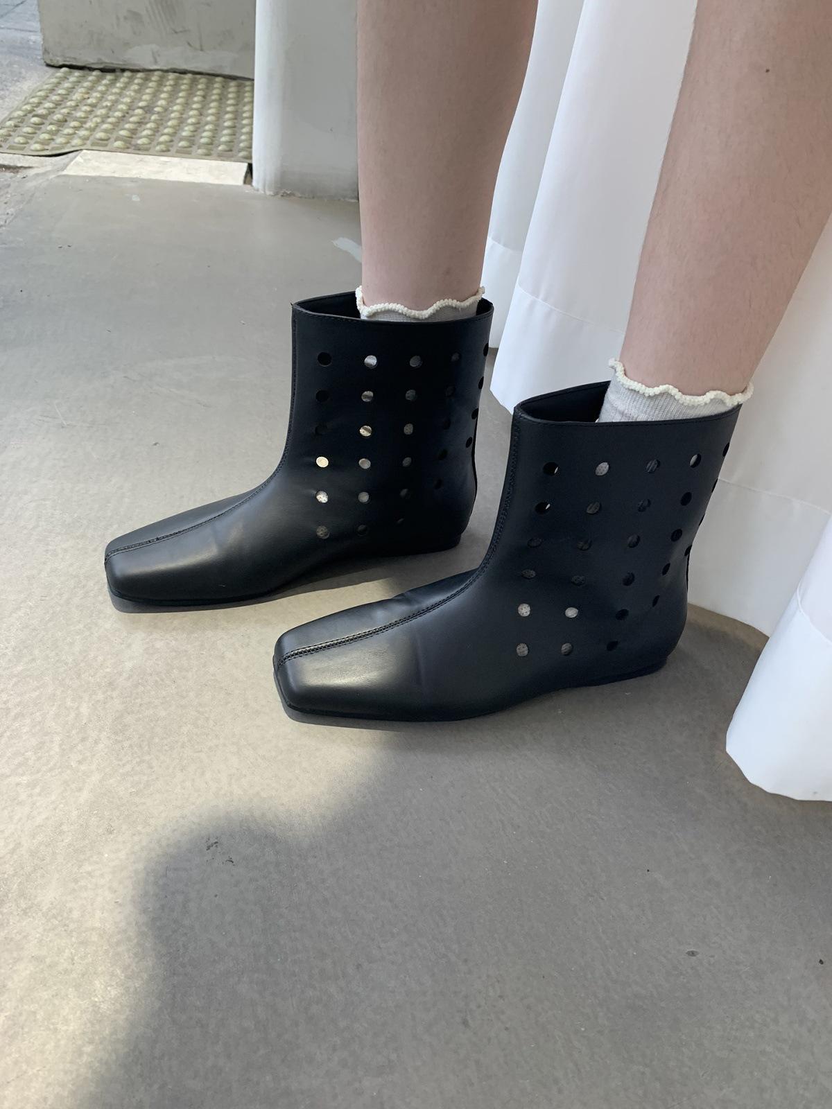 

Sheepskin version~ Design sense leather wide tube western boots women s retro hollow boots breathable inner height increasing short boots net boots 35