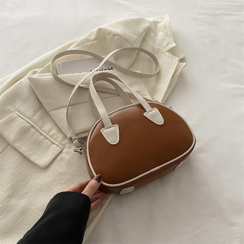 Trendy Korean Style Large Capacity Color Block Shell Bag For Stylish Women In Spring