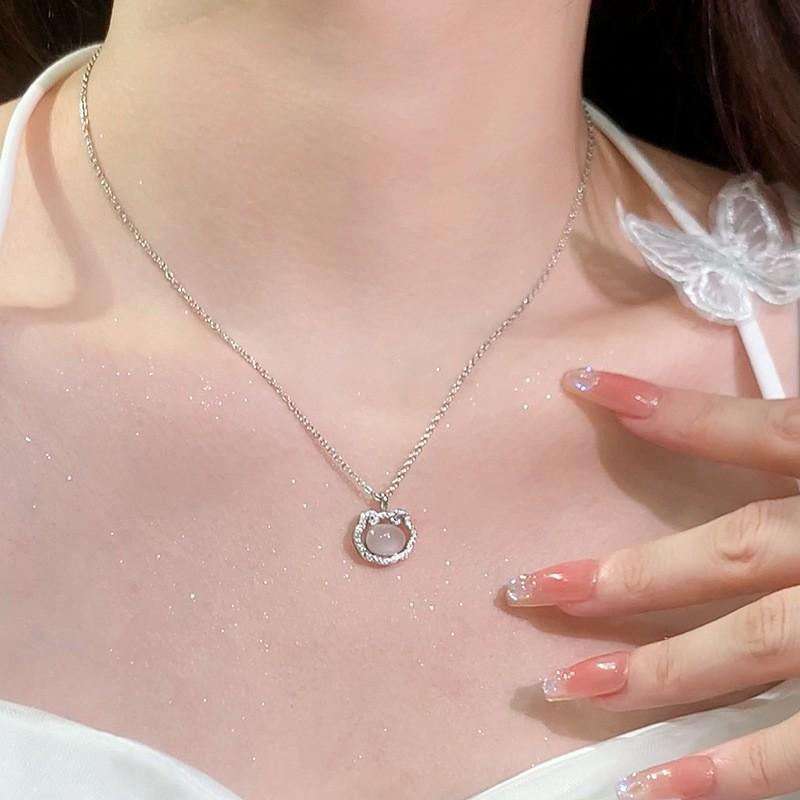 Womens Ruyi Safety Lock Necklace Luxury Micro-set Zircon White Chalcedony Clavicle Chain New Chinese Style