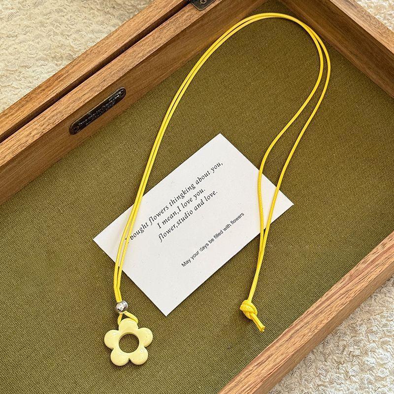 Flower Charm Necklace Hollow Flower Pendant Necklace With Adjustable Knot Resin Material Perfect For Wedding Dropship