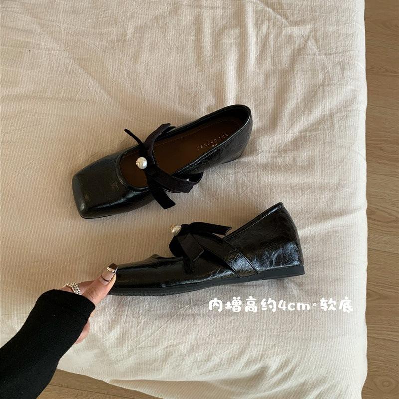 

Корейская версия туфель-лодочек с жемчужным бантом, женская обувь 2025 весна новая, увеличение внутренней высоты, балетки, французские туфли Мэри Джейн 40 чёрный