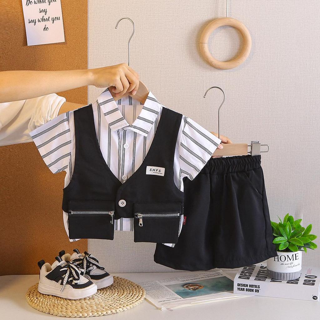 Summer 2026 Boys' Collared Striped Two-Piece Set with Double Zip Pockets