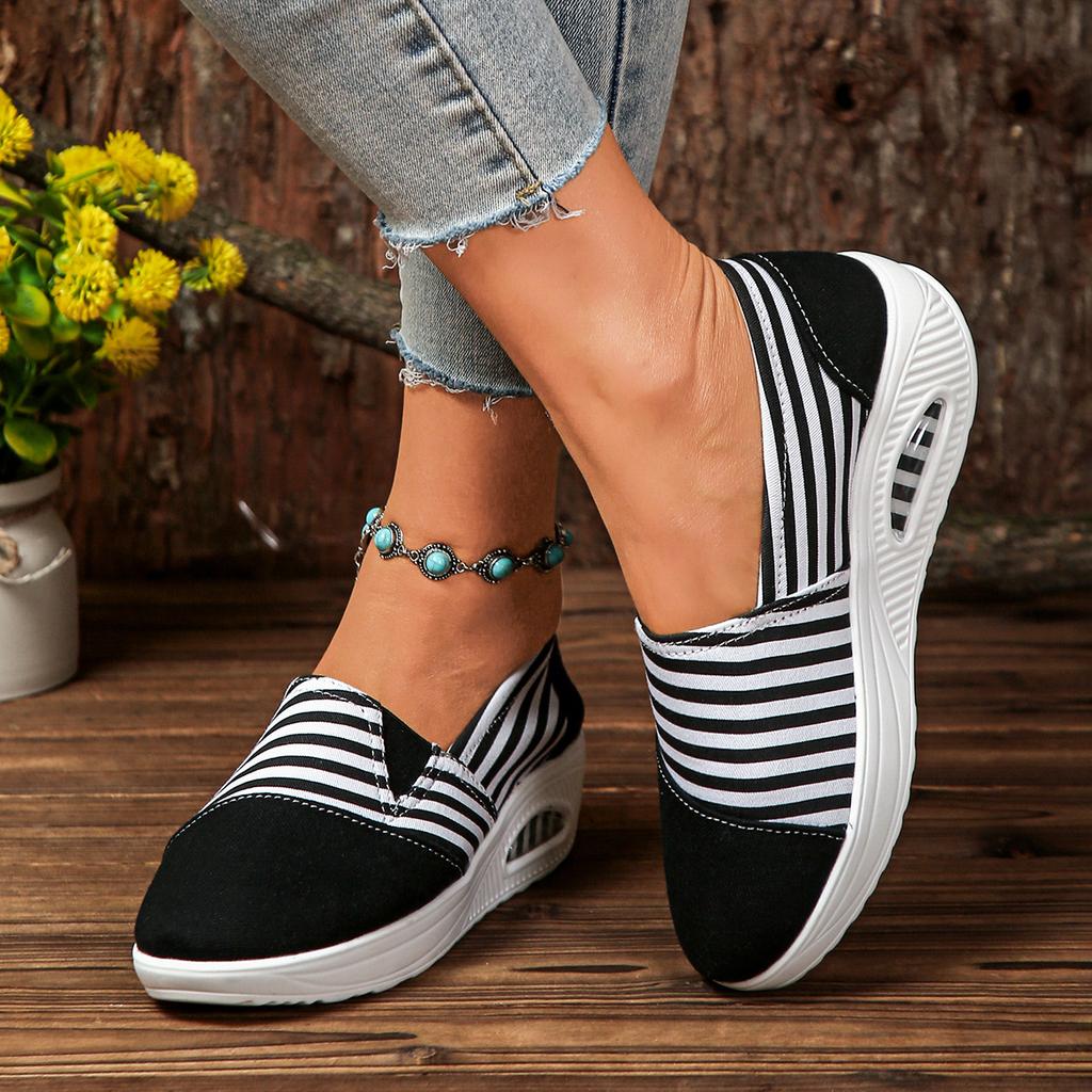 New Striped Multi-color Low-top Canvas Shoes, Women's Casual Round-toe Slip-on Large-size Sports Shoes, Walking Shoes