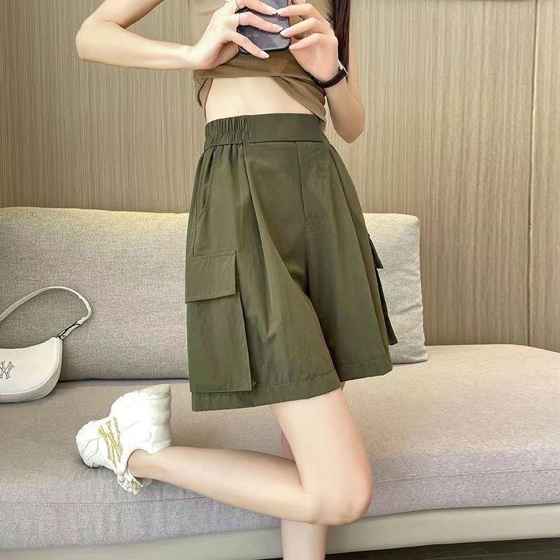 

Women s Summer Ice Silk Quick-Dry Wide-Leg Pants - Casual American Style, Slimming Five-Point Design. S (approx. 35-40 kg)