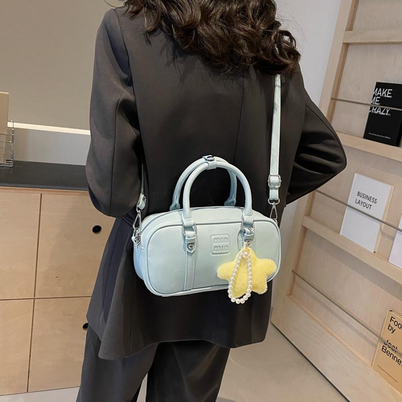 Trendy Korean Style Beaded Pillow Shoulder Bag For Women 2024 Spring Collection