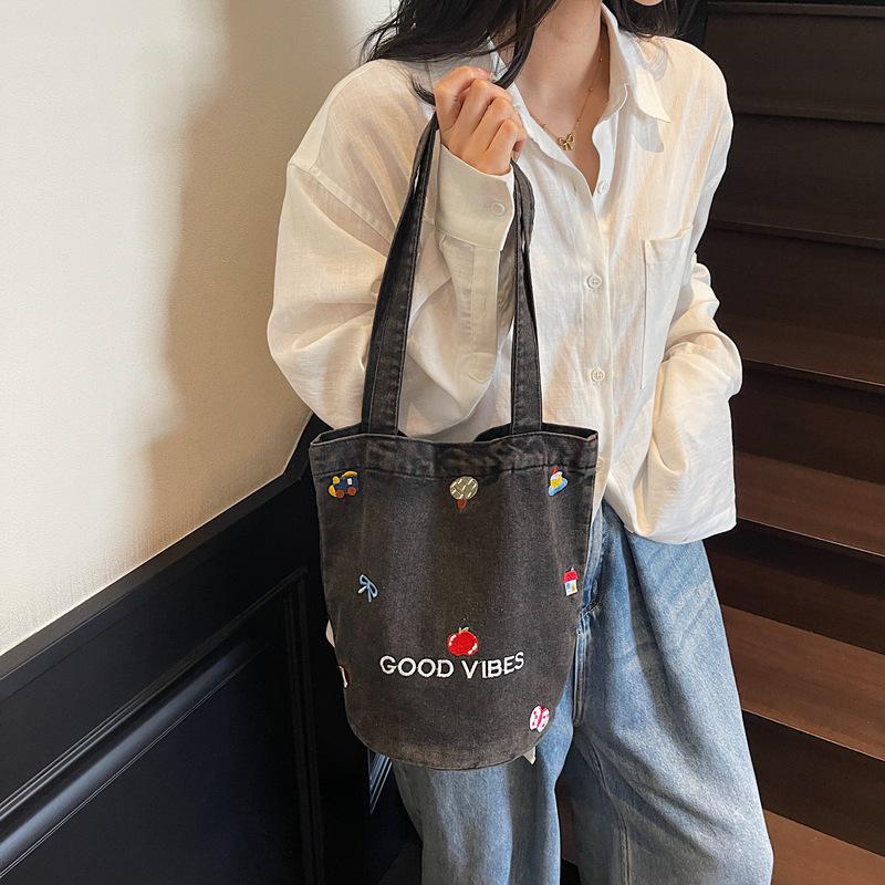 Women's Versatile Denim Tote: Large Capacity Shoulder Bucket Bag