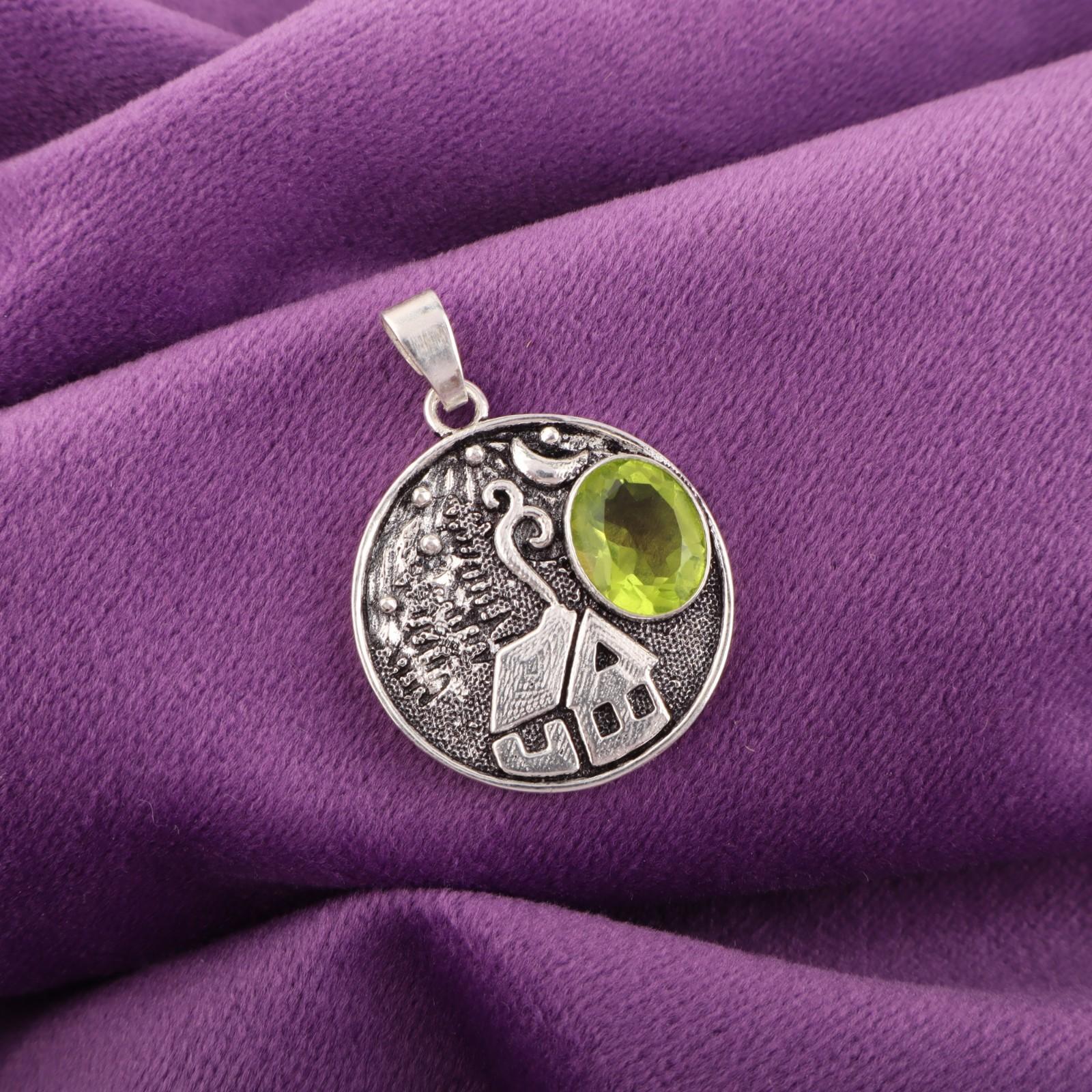 

Хризолит Драгоценный Камень 925 Стерлинговое Серебро Ювелирные Изделия Ручной Работы Подвеска 1.29 Подарок Для Нее CP-39-2