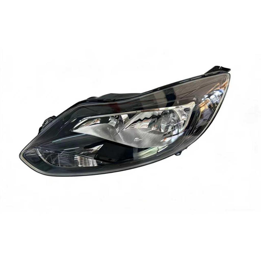 Ford Focus 12-14 Headlights, 8A69-13W030-AB L, Black Background